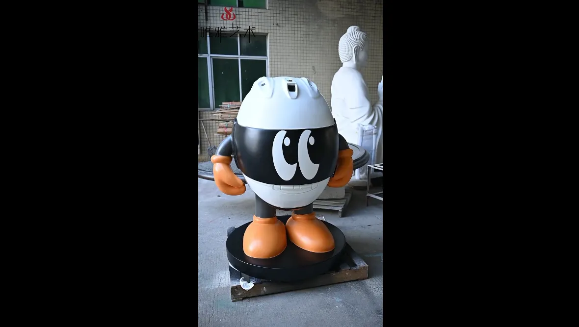 头盔人